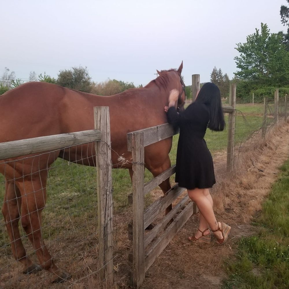 Meet your Posher, Stephanie